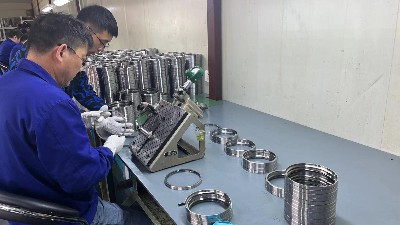教你一招肉眼辨别高速精密角接触球轴承的质量！
